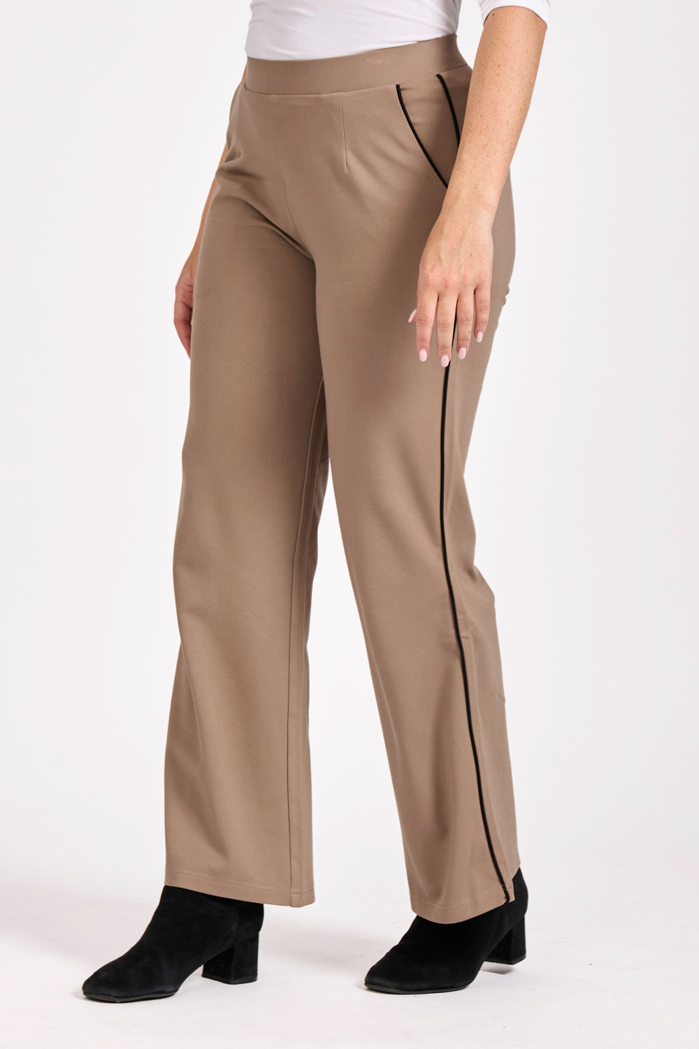 Wide Leg Trouser With Piped Seam