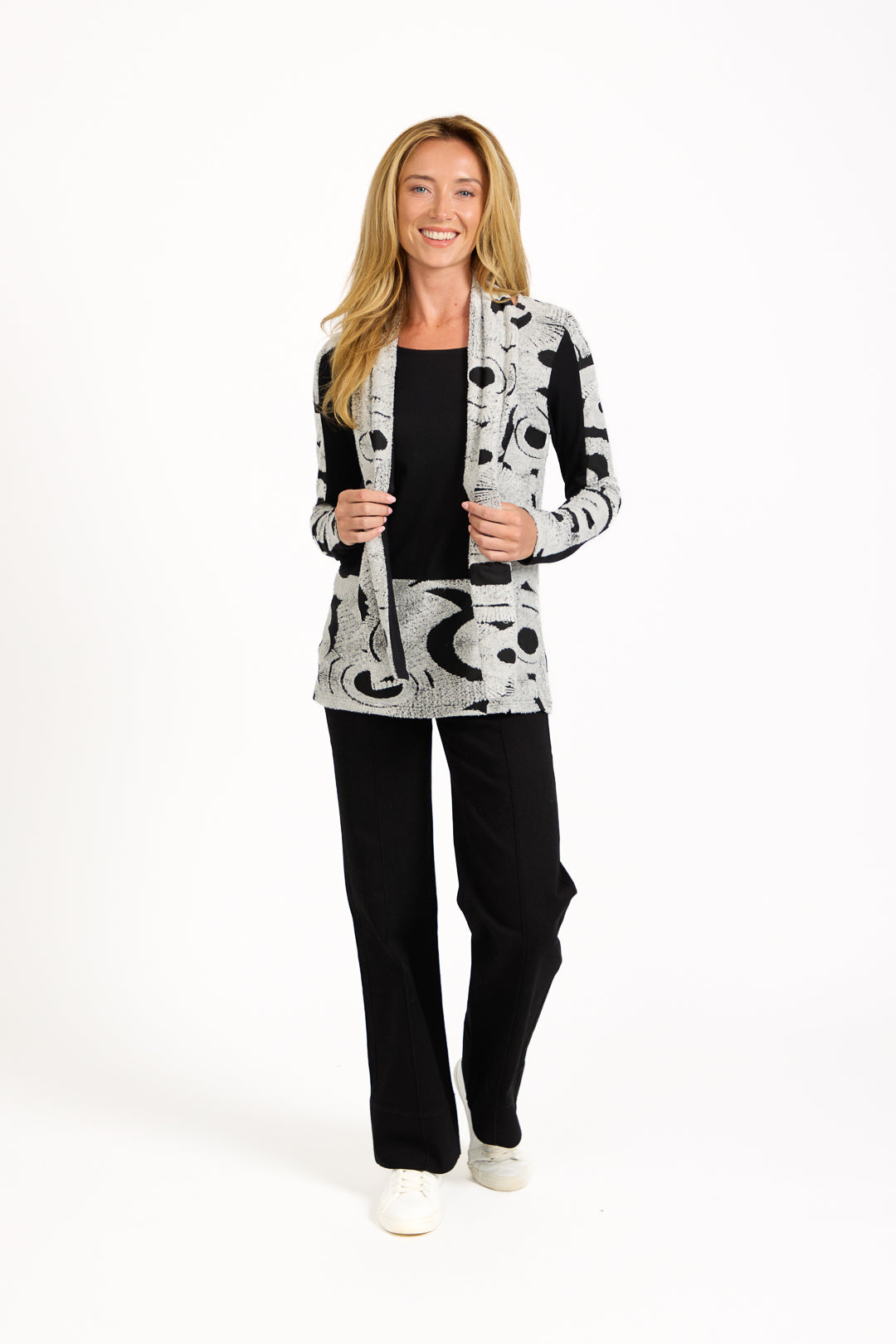 Textured Bordered Top with Scarf