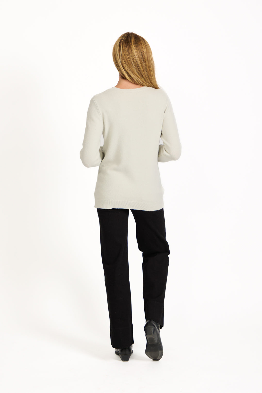 Floral Outline Stitch Detailed Jumper