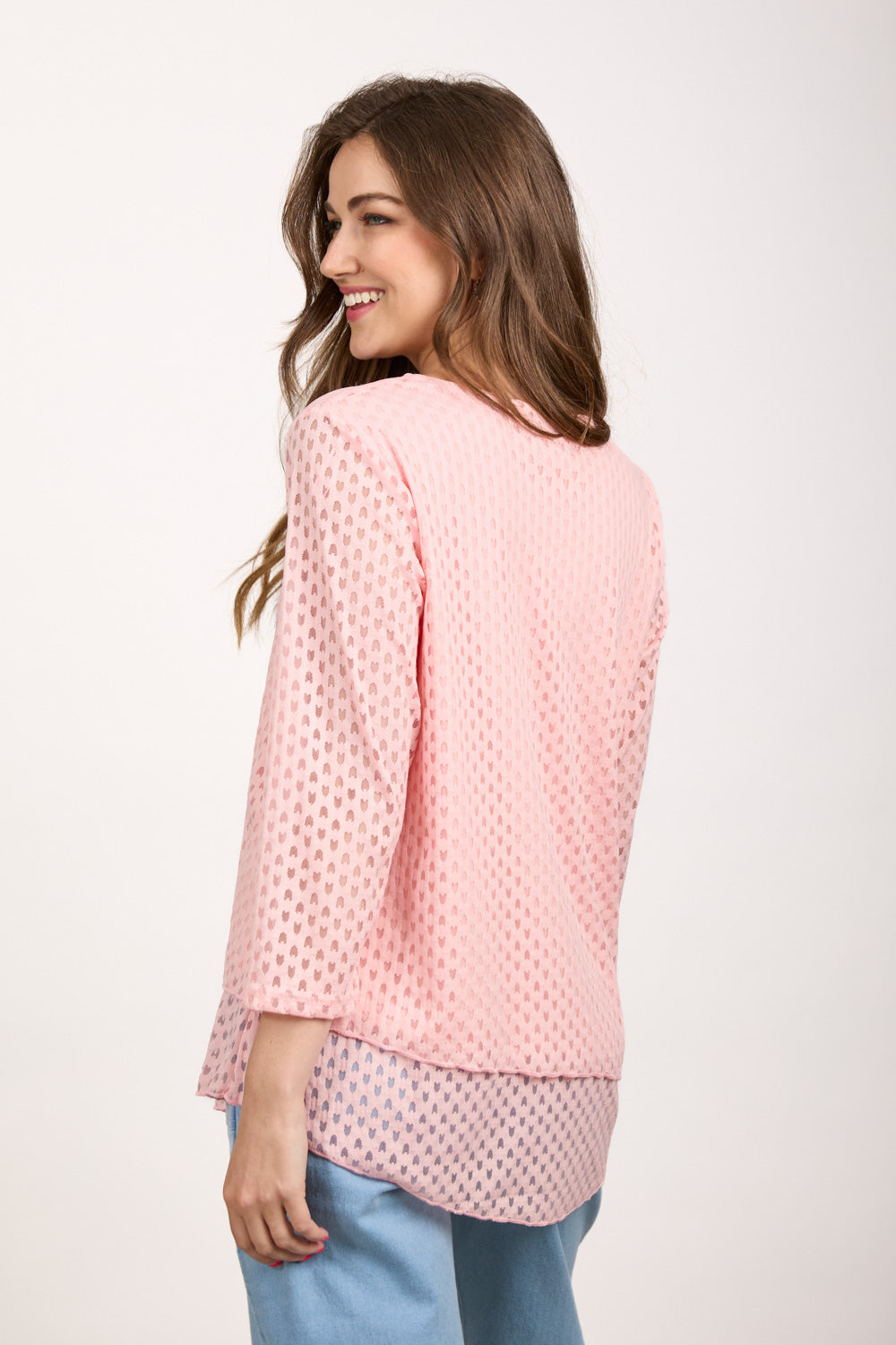 Asymmetric Mesh Layered Top