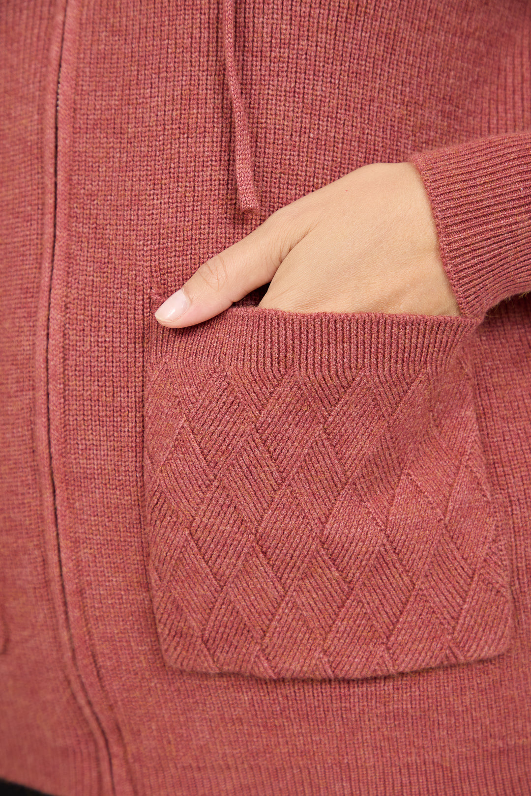 Cable-Knit Zip-up Hooded Cardigan