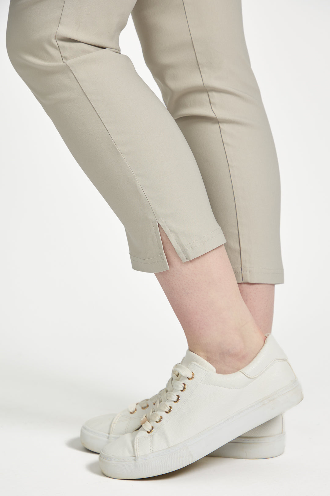 Button Detailed Bengaline Stretch Trousers