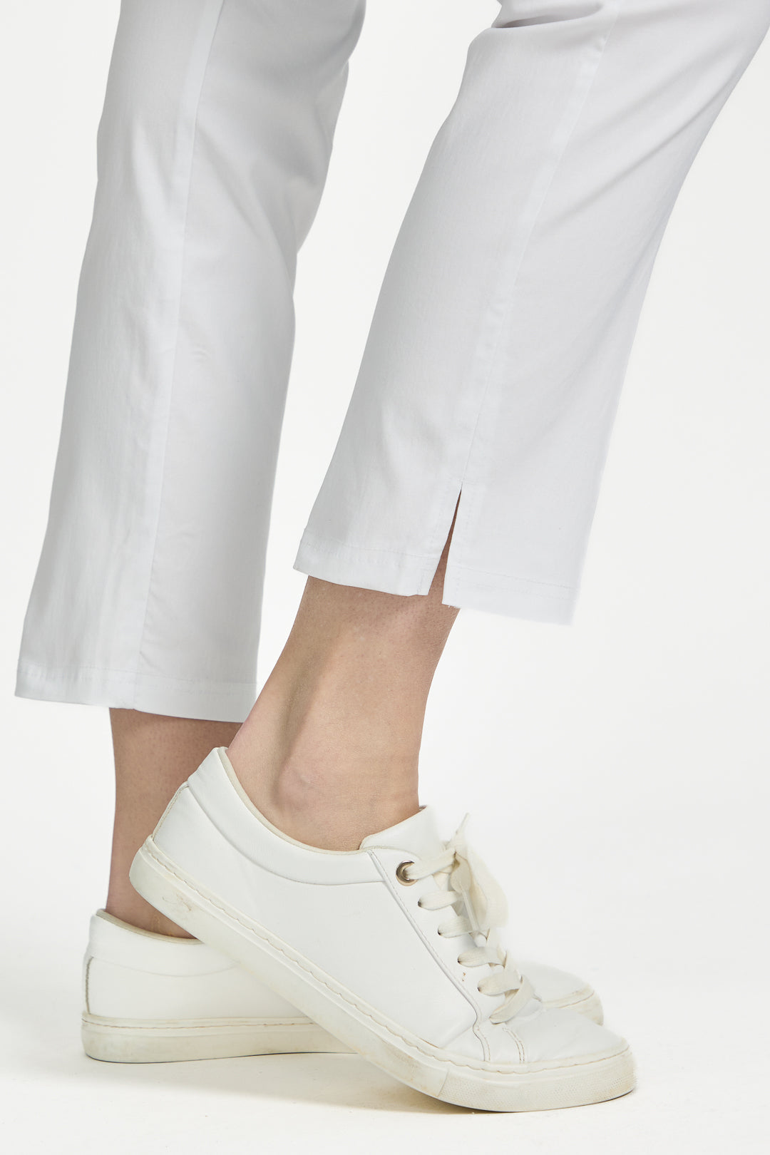 Button Detailed Bengaline Stretch Trousers
