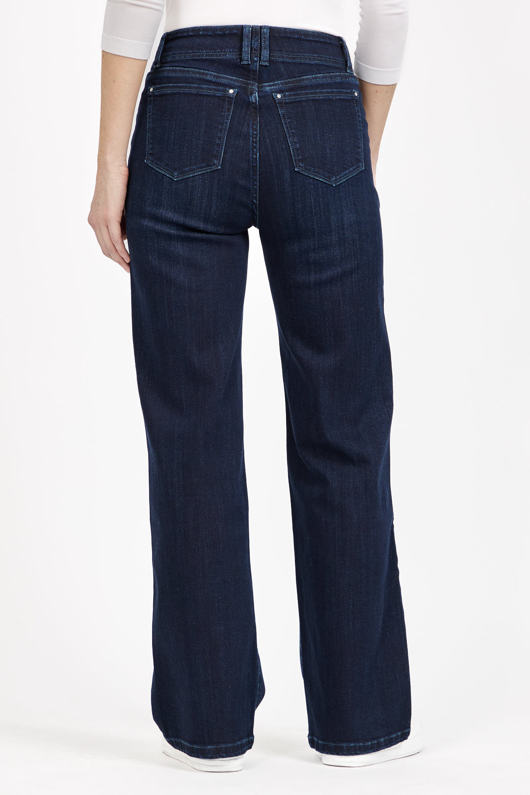 Square Pocket Wide Leg Jeans