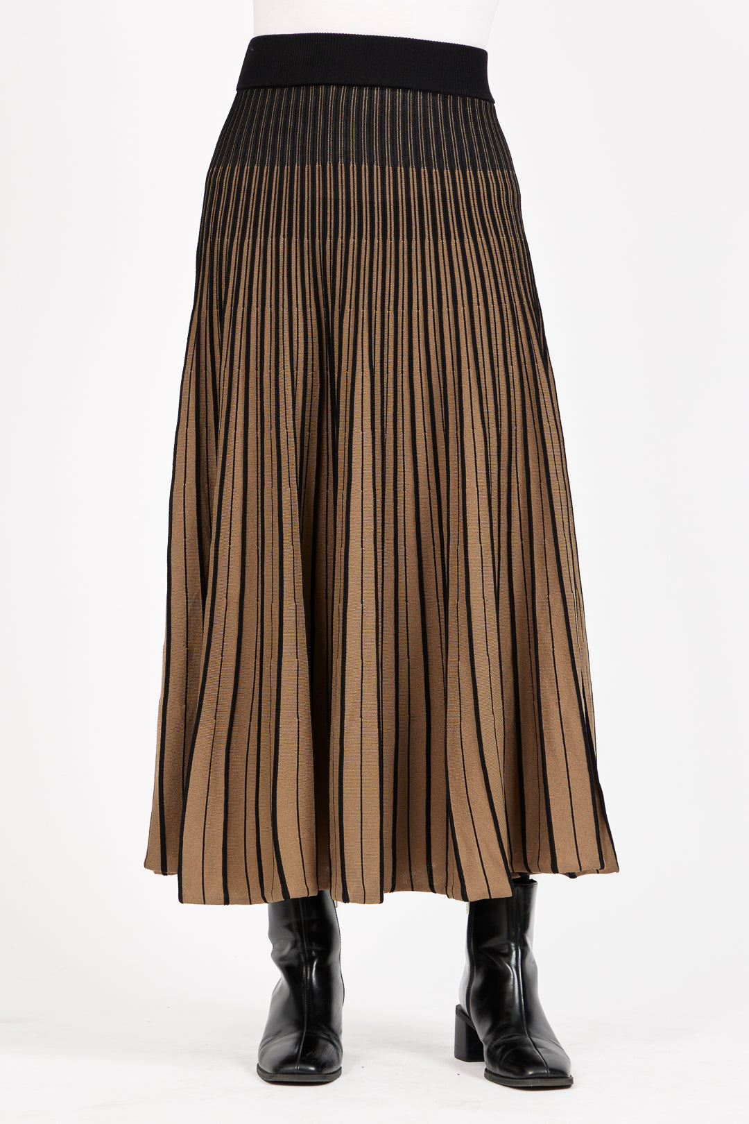 Stripe Knitted Pleated Skirt