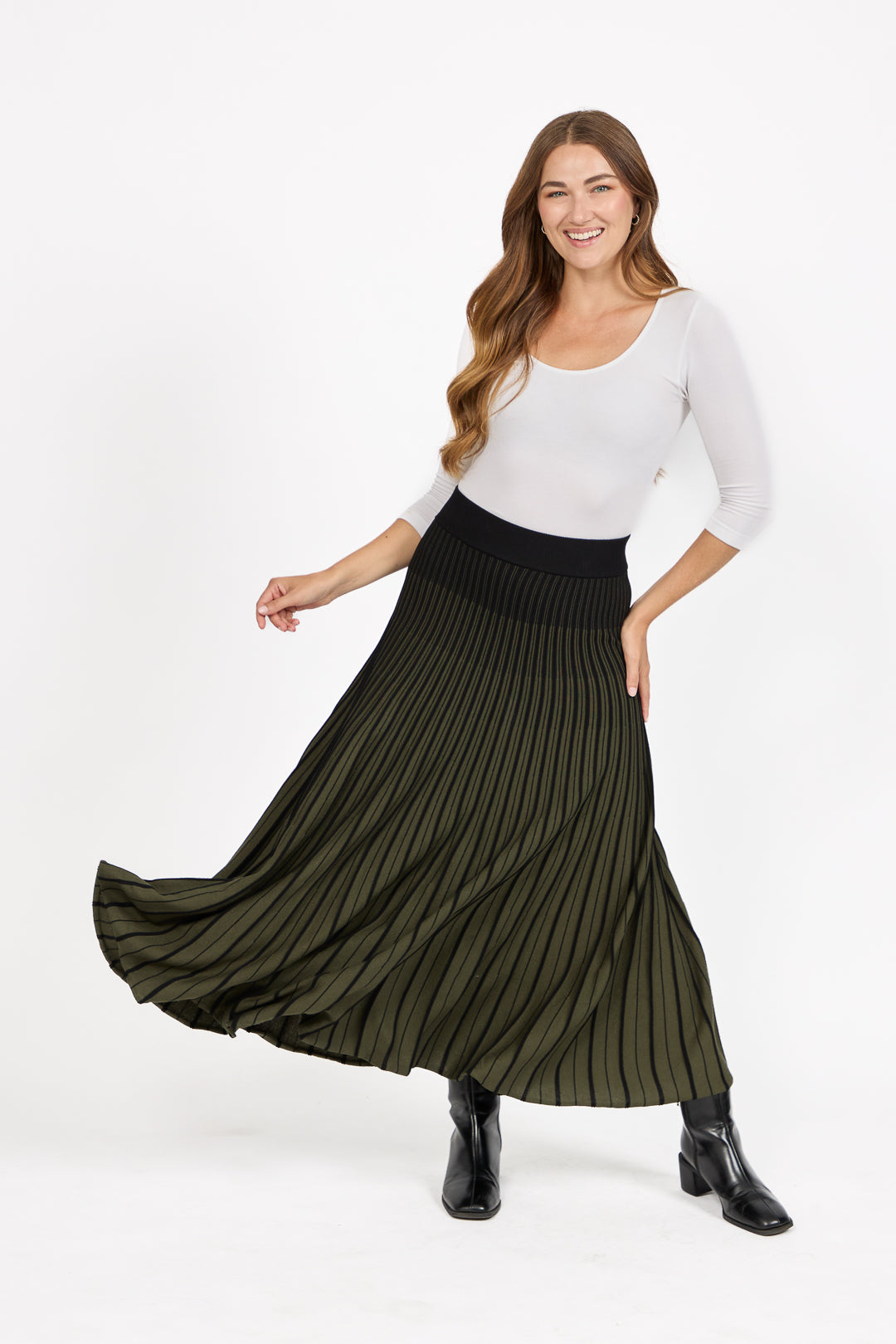 Stripe Knitted Pleated Skirt